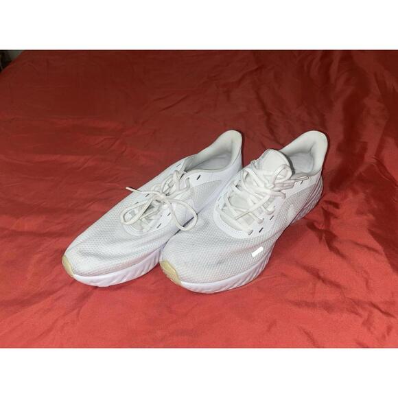 Nike Revolution 5 running shoes womens Sz 10 White Platinum BQ3207-104 NO INSOLE - Picture 1 of 7